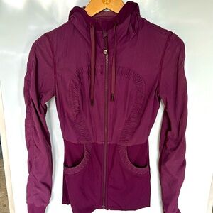 Reversible Lululemon jacket with hood